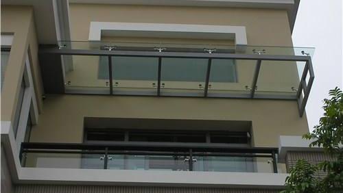 PC陽光板、耐力板作為高層建筑門窗使用時應注意的問題